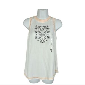 Twik Boho Embroidered Sleeveless‎ Top